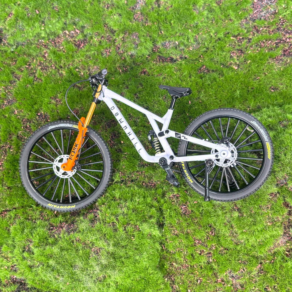 1:8 New Mini Alloy Bicycle Diecast Model Simulation Finger Mountain Metal Bikes Funny Collection Gifts Toys for Boys