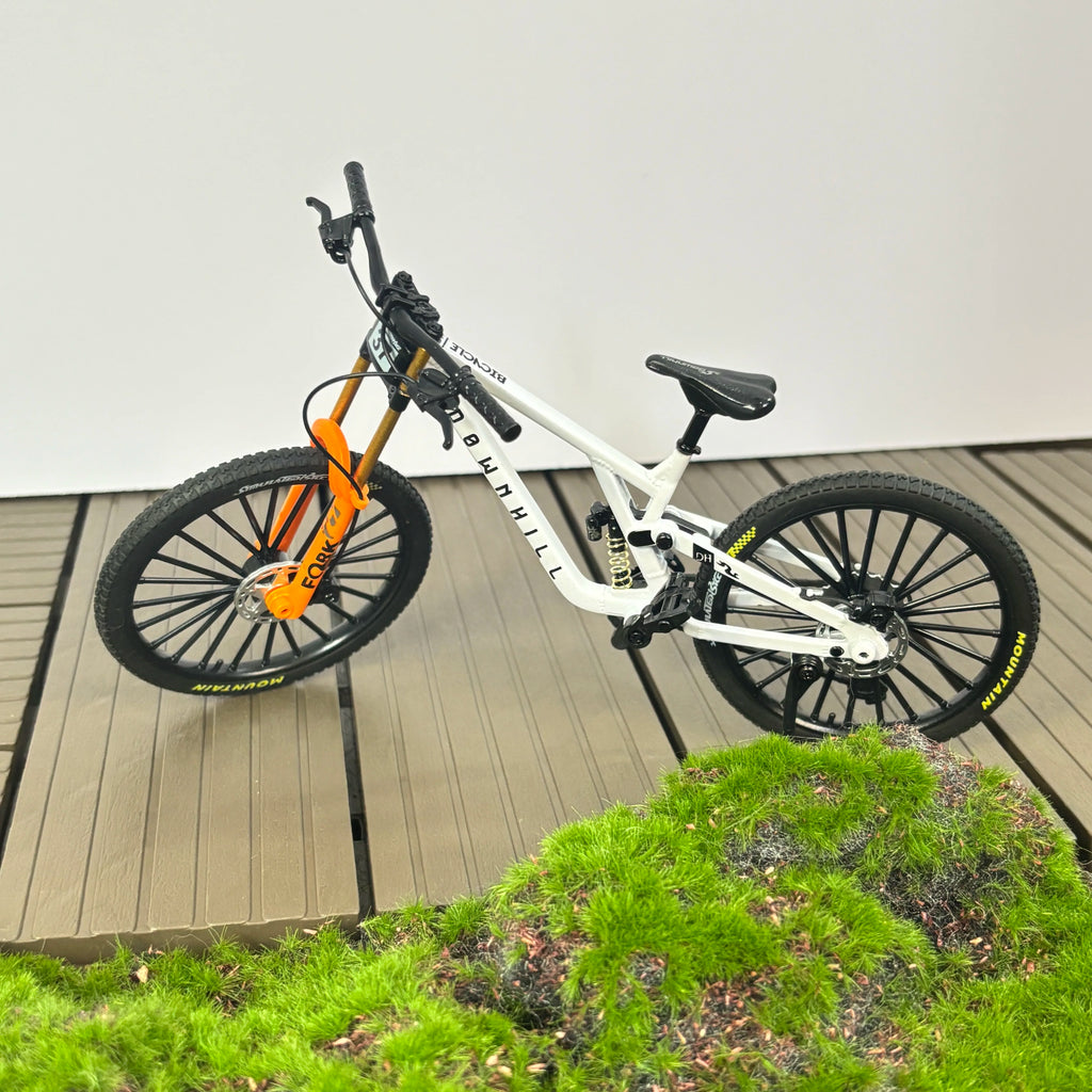 1:8 New Mini Alloy Bicycle Diecast Model Simulation Finger Mountain Metal Bikes Funny Collection Gifts Toys for Boys